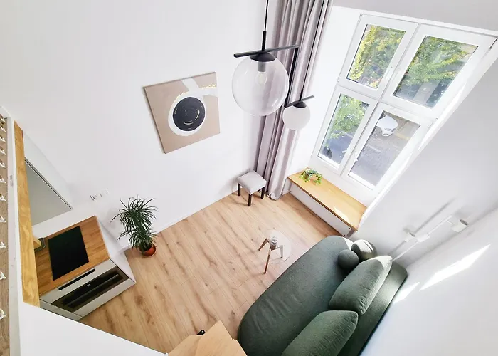 Nad Szklarnia شقة